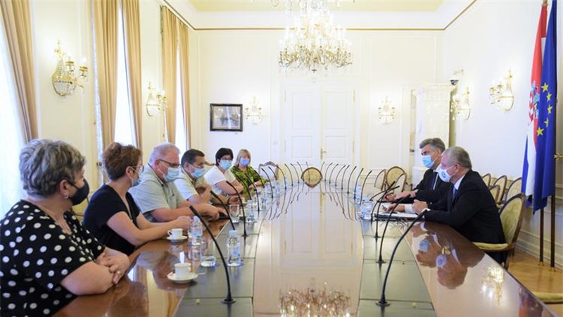 Sastanak s predstavnicima radnika Orljave: Plaće stižu u idućih deset dana, za tvrtku tražimo strateškog partnera